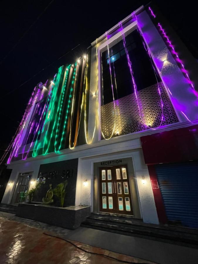 Hotel Sri. Keonjhargarh 外观 照片